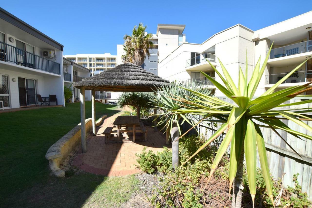 West Beach Lagoon 114 - Ocean Views West Perth Exterior foto